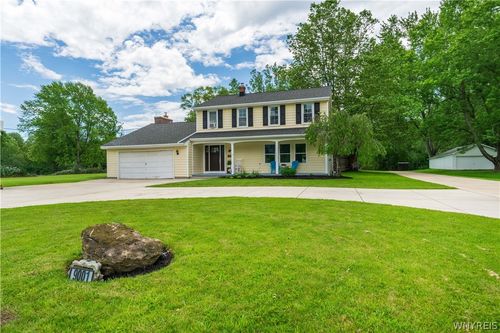 9001 Fairways Cir, Clarence, NY, 14031-1410 | Card Image