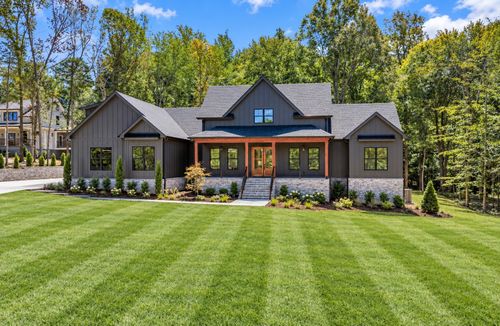 890 Steele Rd, Charlotte, TN, 37036-6411 | Card Image