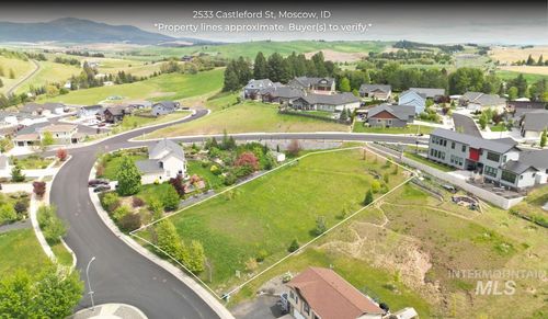 2533 Castleford St, Moscow, ID, 83843 | Card Image