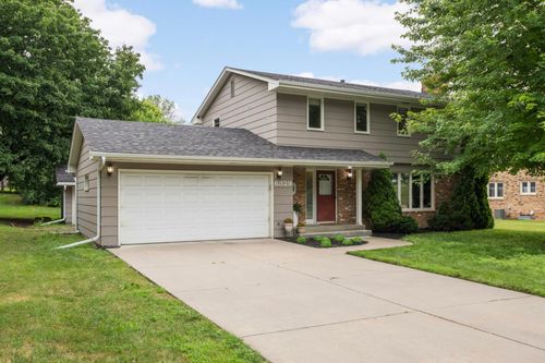 6329 Peacedale Ave, Edina, MN, 55424-1929 | Card Image