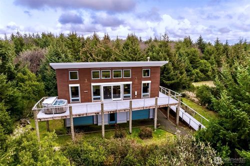 174 Seawind Ln Sw, Ocean Shores, WA, 98569-2000 | Card Image