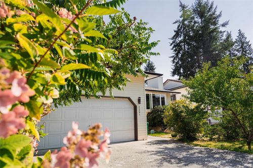 2551 Stampede Trail, Nanaimo, BC, V9T5S4 | Card Image