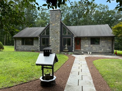 93 Pisgah Rd, Oxford, CT, 06478-1569 | Card Image