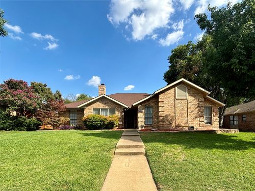 2338 Highlands Creek Rd, Carrollton, TX, 75007-2045 | Card Image