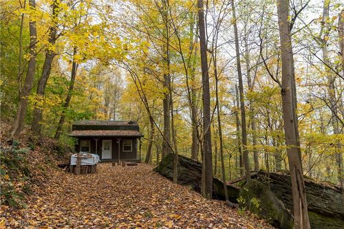 8800 Us Route 62, Killbuck, OH, 44637-9710 | Card Image