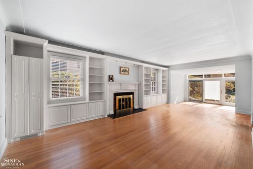 245 Moross Rd Road, Grosse Pointe Farms, MI, 48236 | Card Image