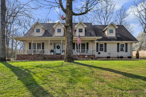 8802 Havendale Ln, Chattanooga, TN, 37421-4512 | Card Image