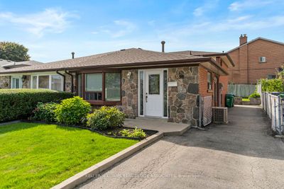 55 Grange Dr, Home with 4 bedrooms, 2 bathrooms and 3 parking in Brampton ON | Image 1