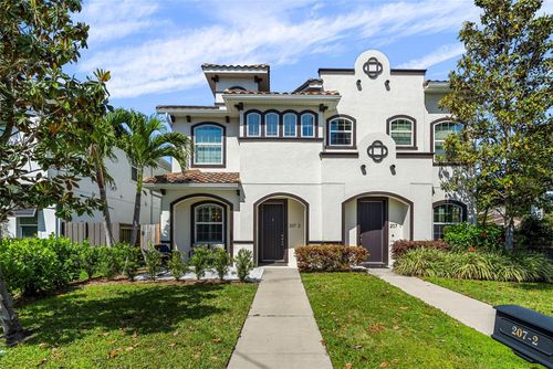 b-207 S Moody Ave, TAMPA, FL, 33609-3335 | Card Image