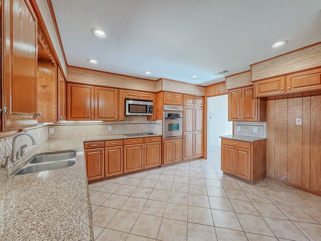 106 W Calhoun St, House other with 3 bedrooms, 2 bathrooms and null parking in Rice TX | Image 22