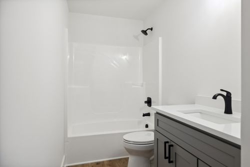 1816 Wade Brown Rd, Lewisburg, TN, 37091-6238 | Card Image