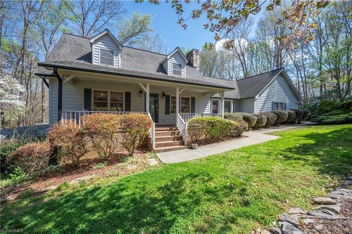 133 Carolina Avenue, Mocksville, NC, 27028 | Card Image