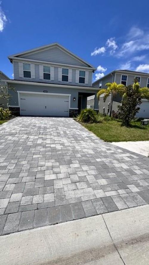 14055 Crimson Ave, BRADENTON, FL, 34211-1643 | Card Image
