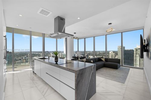 unit-4906-700 Ne 26th Ter, Miami, FL, 33137-5594 | Card Image