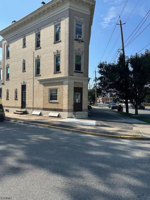 apt-2s-40 Washington Ave, Nutley, NJ, 07110-3439 | Card Image