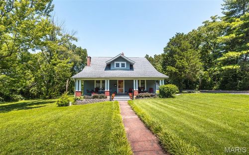 909 W Spencer St, Cuba, MO, 65453-1147 | Card Image