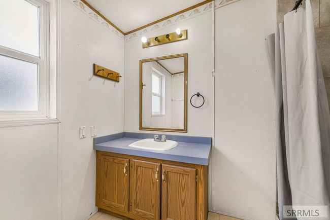 2869 E 671 N, House other with 3 bedrooms, 2 bathrooms and null parking in Roberts ID | Image 14