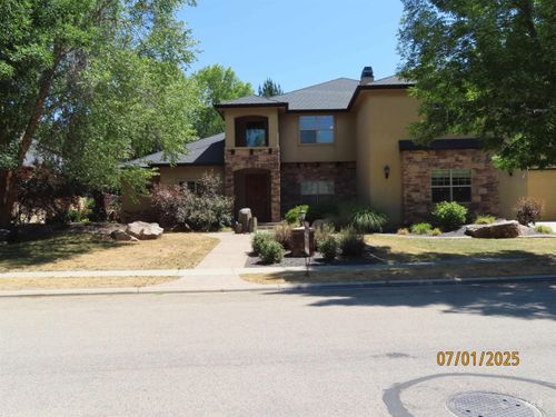 1674 S Water Leaf Ave, Eagle, ID, 83616-5572 | Card Image