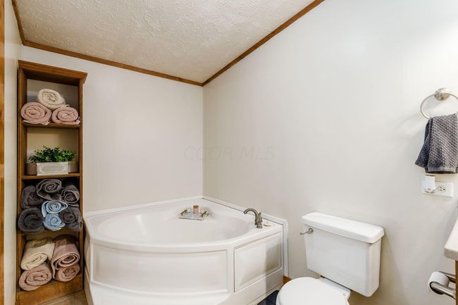 9072 Walnut Dowler Rd, House other with 2 bedrooms, 2 bathrooms and null parking in Logan OH | Image 35