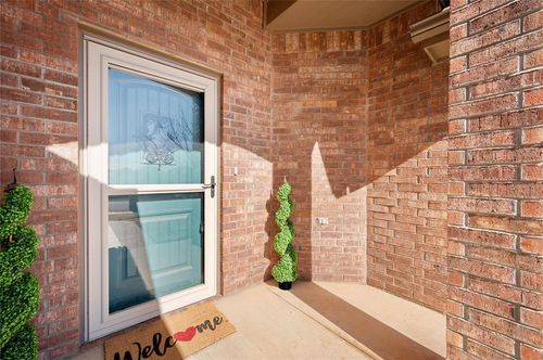 541 Foss Drive, Edmond, OK, 73025 | Card Image