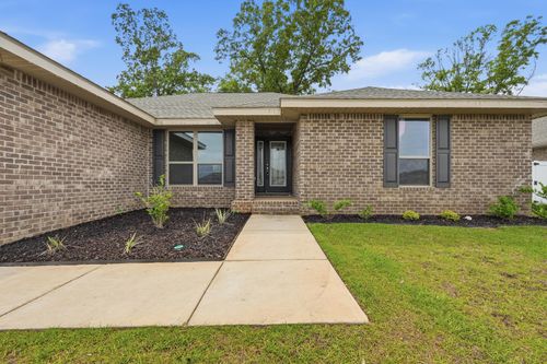 5810 Crestlake Dr, Crestview, FL, 32536-9401 | Card Image