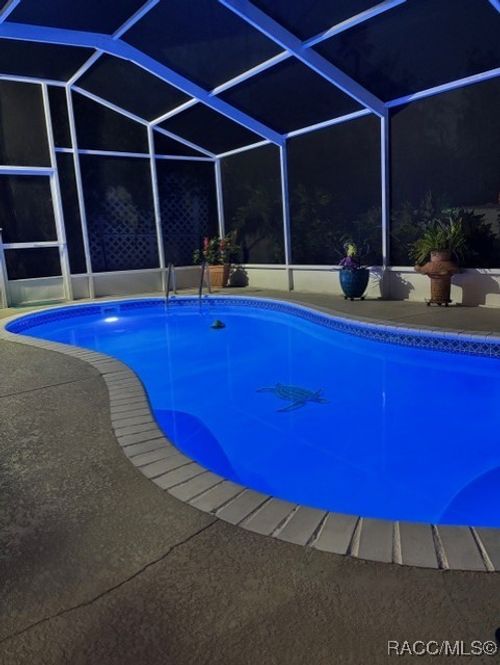 2160 N Watersedge Dr, Crystal River, FL, 34429-5271 | Card Image