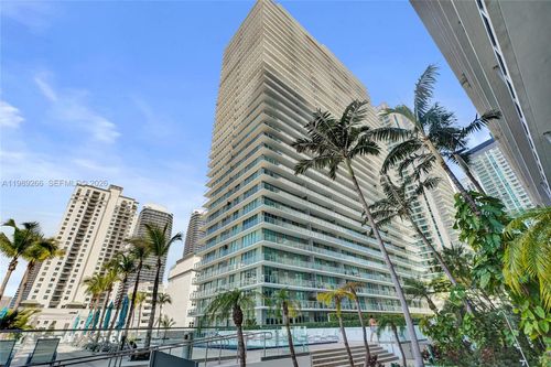 3514-n-1111 Sw 1st Ave, Miami, FL, 33130-5401 | Card Image