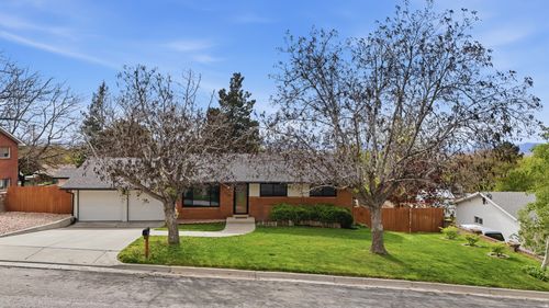 2470 Peach St, Perry, UT, 84302-4135 | Card Image