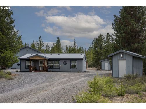 123551 Surveyor Rd, Crescent Lake, OR, 97733-7169 | Card Image
