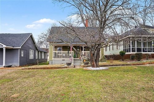 7 Cotton Ave, Porterdale, GA, 30014-1902 | Card Image