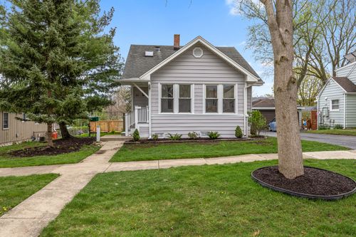 125 S Adams St, Westmont, IL, 60559-1901 | Card Image