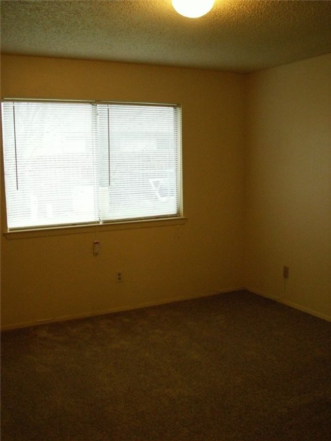 A - 2002 Leeann Dr, Home with 2 bedrooms, 1 bathrooms and 1 parking in Austin TX | Image 10