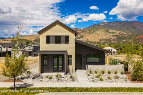 428 Amesbury Ln, Basalt, CO, 81621-9235 | Card Image