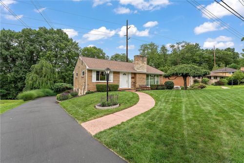 1945 Shady Oak Cir, Allison Park, PA, 15101-1918 | Card Image