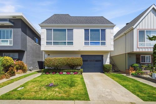65 Olcese Ct, Daly City, CA, 94015-2128 | Card Image