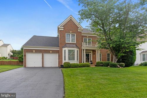 6847 Creek Crest Way, Springfield, VA, 22150-4609 | Card Image