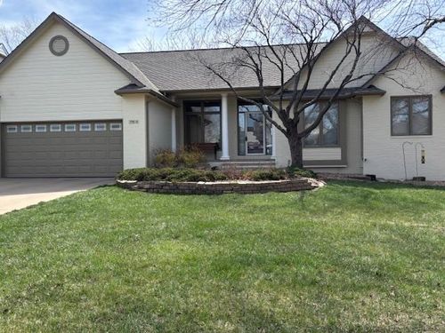 7813 E Oakmount St, Wichita, KS, 67226-3530 | Card Image
