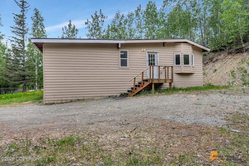 6061 E Pike Ave, Wasilla, AK, 99654-4682 | Card Image