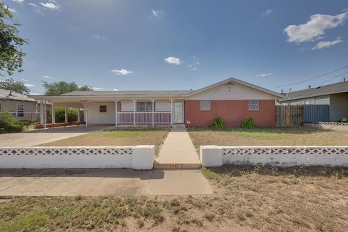 1107 N Scurry St, Big Spring, TX, 79720-1333 | Card Image
