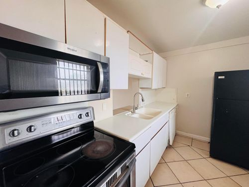 g407-2800 Nw 56th Ave, Lauderhill, FL, 33313-8433 | Card Image