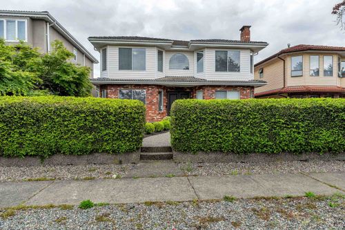 7162 Gladstone Street, Vancouver, BC, V5P4G6 | Card Image