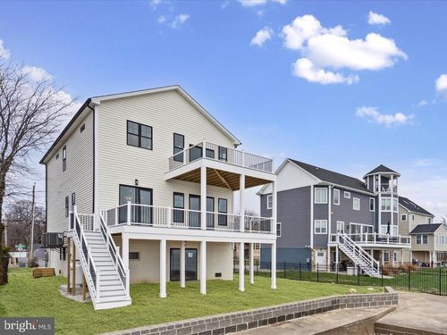 8823 Chesapeake Ave, SPARROWS POINT, MD, 21219-1651 | Card Image