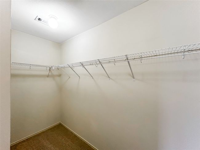 Walk-In-Closet | Image 14