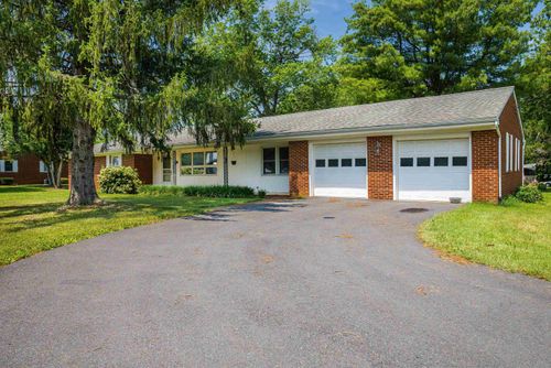 1203 Dogwood Ave, GROTTOES, VA, 24441-2045 | Card Image