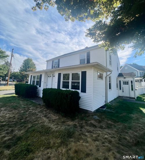 11 Tuller Rd, Fairfield, CT, 06825-3321 | Card Image