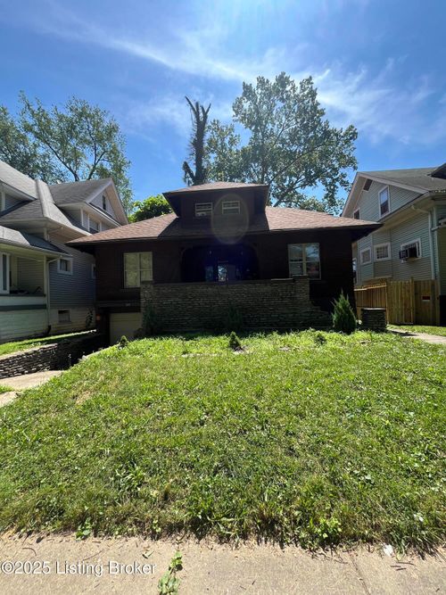 315 Shawnee Dr, Louisville, KY, 40212-2648 | Card Image