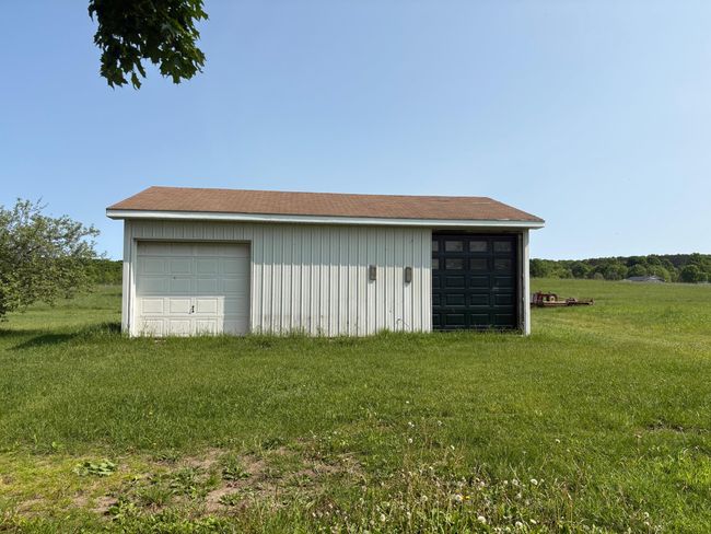 8142 W 32 Rd, House other with 3 bedrooms, 1 bathrooms and null parking in Harrietta MI | Image 52