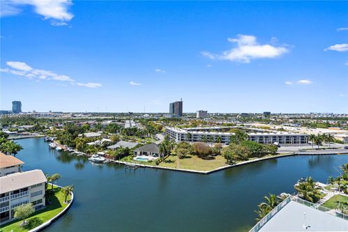 11j-437 Golden Isles Dr, Hallandale Beach, FL, 33009 | Card Image