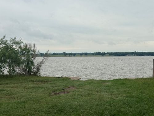 2815 E Briarwood St, Granbury, TX, 76048-3723 | Card Image
