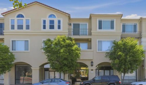 109-88 17th Ave, San Mateo, CA, 94402-2472 | Card Image